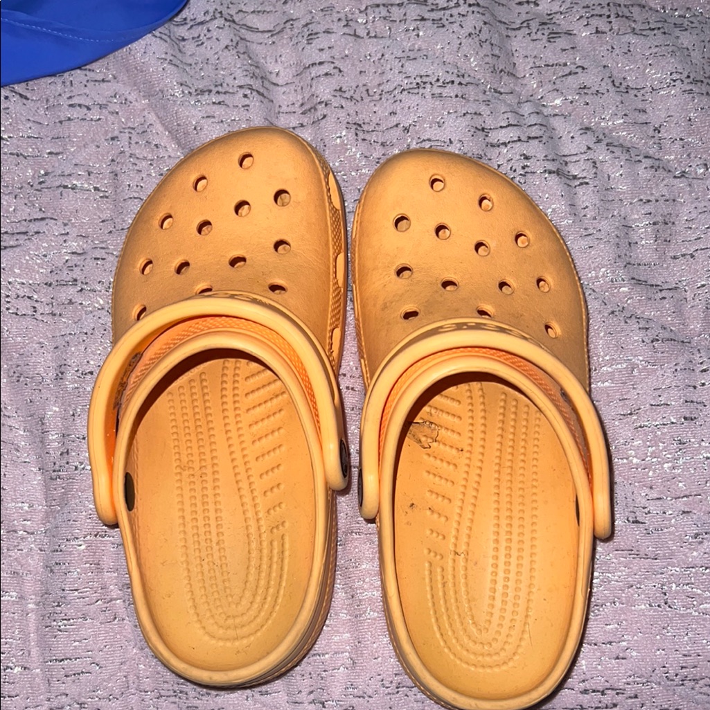 Crocs